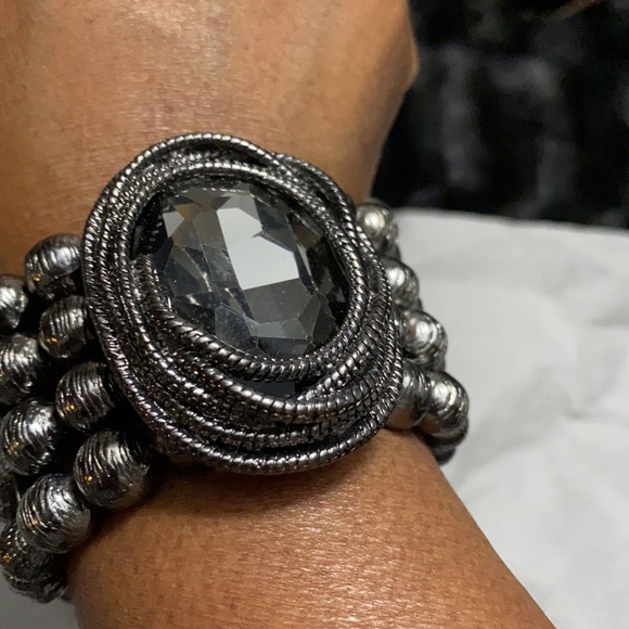 Beaded bracelet - Picture 3 of 3